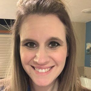 Meet your Posher, Lindsay